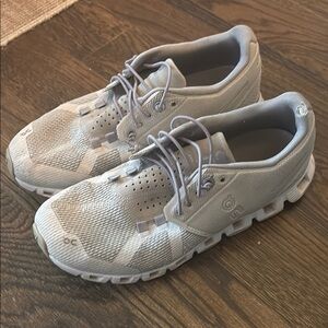 On Running Cloud Sneakers - Light Gray